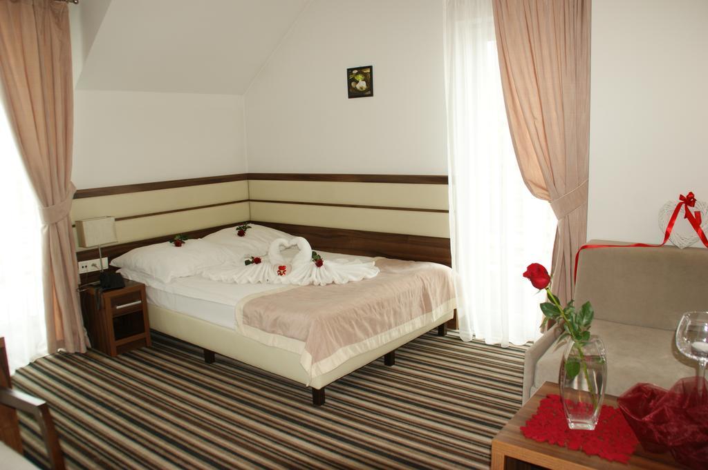 Pensjonat Lysica Wellness & Spa Swieta Katarzyna  Exterior photo
